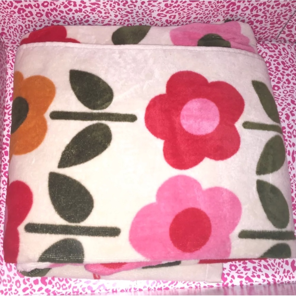 Vera Bradley Folkloric Beach Towel